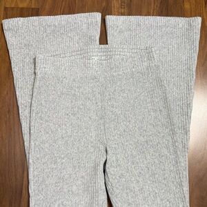 Aerie Women's Groove On Velour Flare Leggings Cozy Gray High Rise Size S